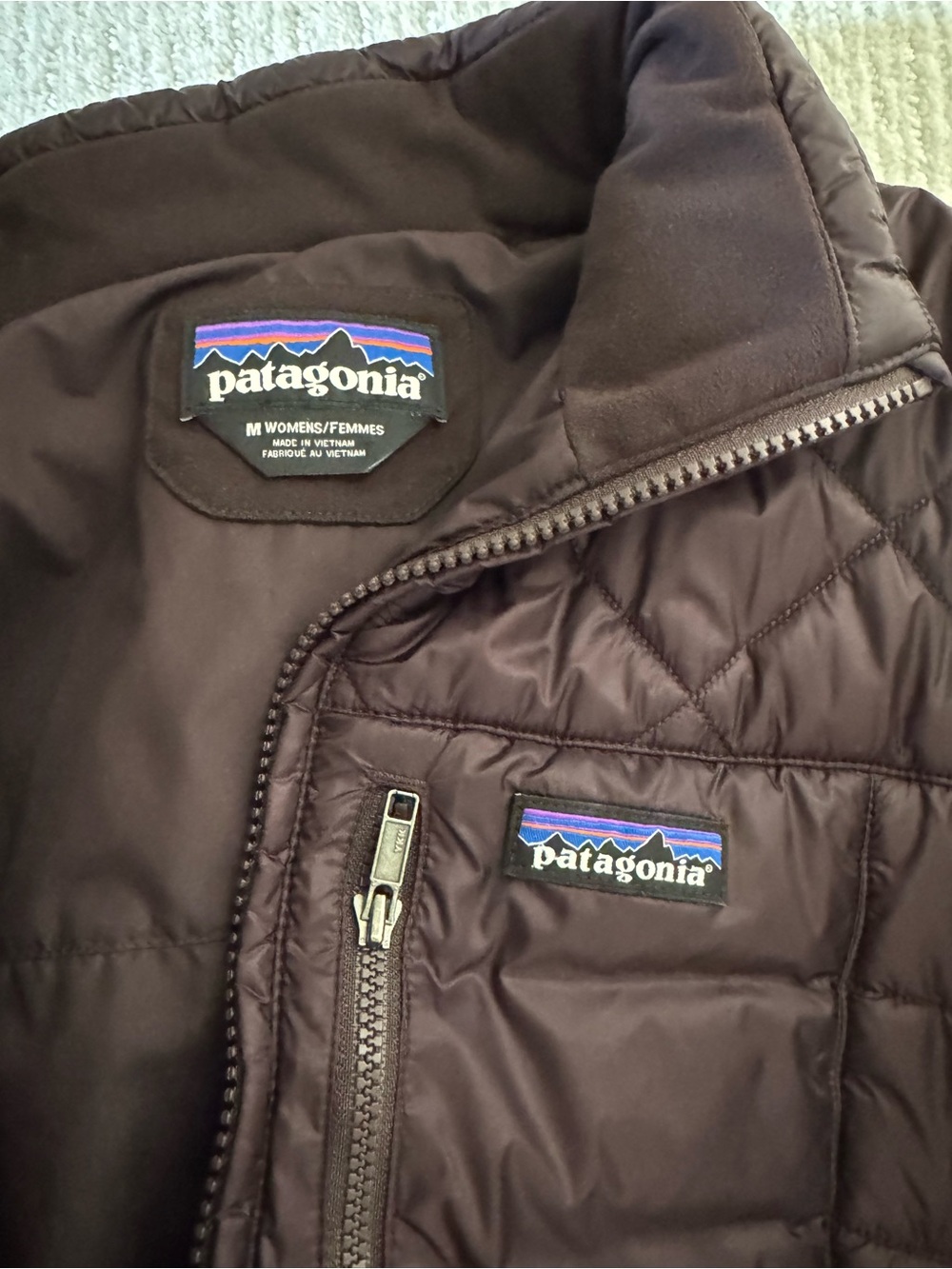 Women’s Patagonia Quilted Long Puffer Jacket in Deep Plum Medium - Picture 4 of 4